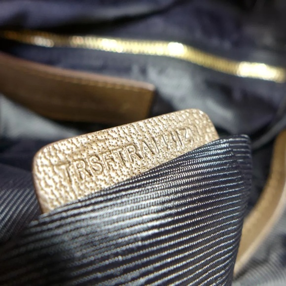 Authentic Burberry Large Leather Drawstring Bag - Picture 8 of 8